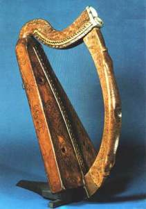 Picture of Trinity College Harp Dublin